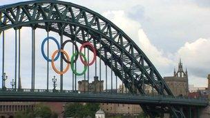 Olympic rings on Tyne Bridge