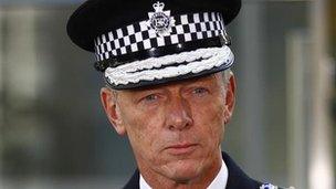 Bernard Hogan-Howe