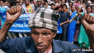 Bhutanese refugees protest at India-Nepal border, 2007