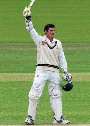 Graeme Smith celebrates at Lord's