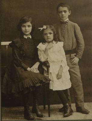 Janina's father Marek as a child and his sisters