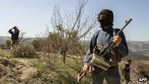 FSA fighters in Idlib (12 March 2012)