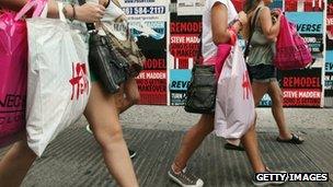 US shoppers in Manhattan