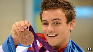 Tom Daley with bronze medal