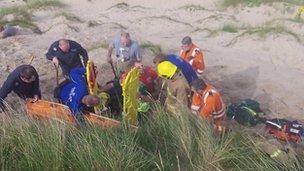Rescuers at the sand dune