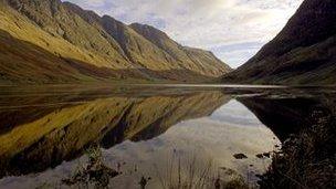 The crags of Stob Coire Leith and Meall Dearg