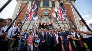 Olympic medalists on Henley town hall