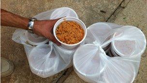 Food provided by volunteers to displaced families in Damascus