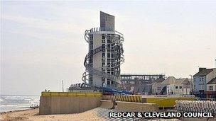 Redcar vertical pier