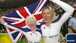 Aileen McGlynn and her Welsh pilot Ellen Hunter