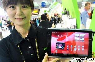 Acer employee shows off tablet