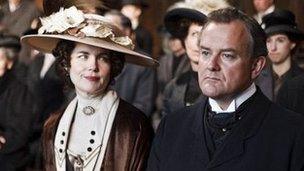 Elizabeth McGovern and Hugh Bonneville in Downton Abbey