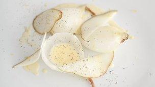 Mikael Jonsson's Cevennes Onions with pear shavings