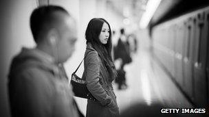 Japan subway crowd