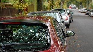 Parked cars on Queen's Avenue in Dorchester - October 2012