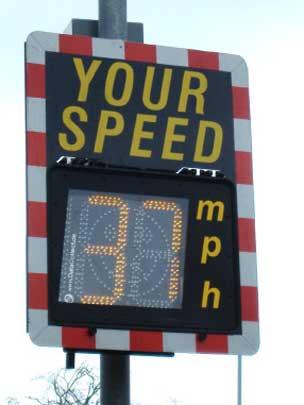 Speed indicator sign