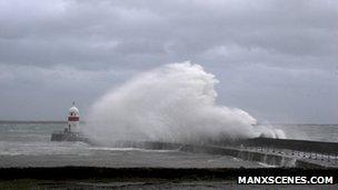 Breaking waves