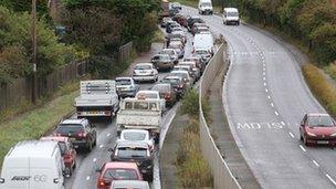 Traffic jams on the A27