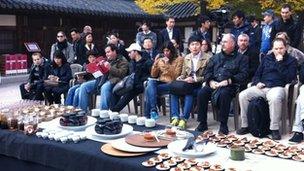 International chefs watch demonstration of Korean cooking