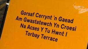 Welsh language sign