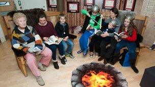 Families reading at the centre