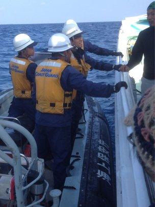 Japanese coastguards close to the Senkaku/Diaoyu Islands