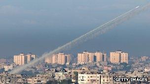 A rocket launched from Gaza as seen from Sderot (15 Nov 2012)