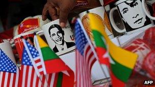 Mugs printed with images of US President Barack Obama and Burma opposition leader Aung San Suu Kyi, 16 November 2012