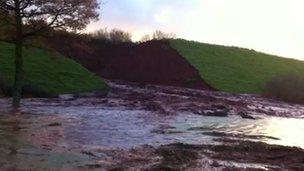 Grand Western Canal breaches its banks near Tiverton