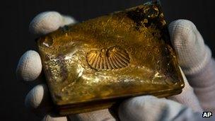 A gold tobacco box from the shipwreck of a 1804 galleon