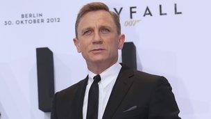 Daniel Craig