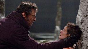 Hugh Jackman and Anne Hathaway in Les Miserables