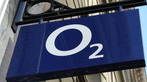 O2 sign