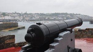 The Noon-day gun at Castle Cornet