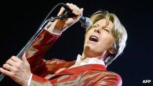 David Bowie in 2002