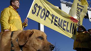 Demonstrators against Temelin power plant