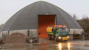 Lorry loading up with grit in Glasgow