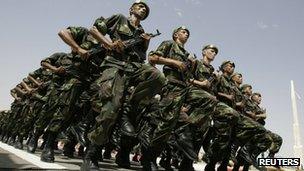 Archive photo of Algerian special forces training in Biskra, Algeria, 2007