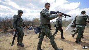 National Guard on patrol outside Uribana on 26 January 2013