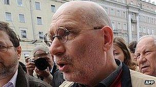 Boris Akunin on protest march, 13 May 12