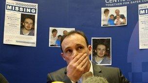 Alan McInnes reads out a statement at Central Scotland Police HQ