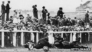 Emily Davison knocked down by the King's horse