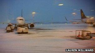 Aircraft in snow at East Midlands Airport