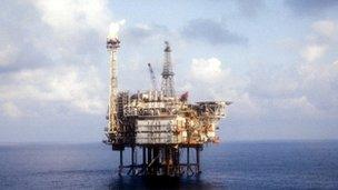 Oil platform