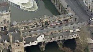 Pulteney Bridge and weir, Bath