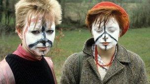 Two protesters at Greenham Common in 1983