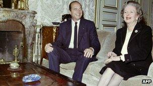 File photo of Jacques Chirac and Baroness Thatcher (22 November 1987)