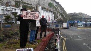 Protesters in Dover at second berthing trial