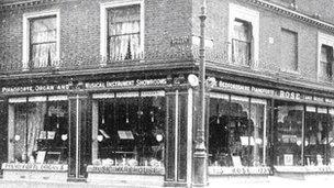 Duke's Row, High Street, Bedford c 1890s