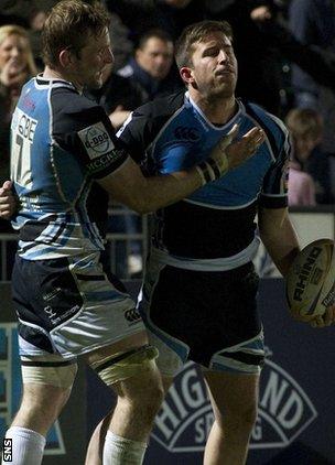 DTH van der Merwe (right) added a last-minute try for Glasgow